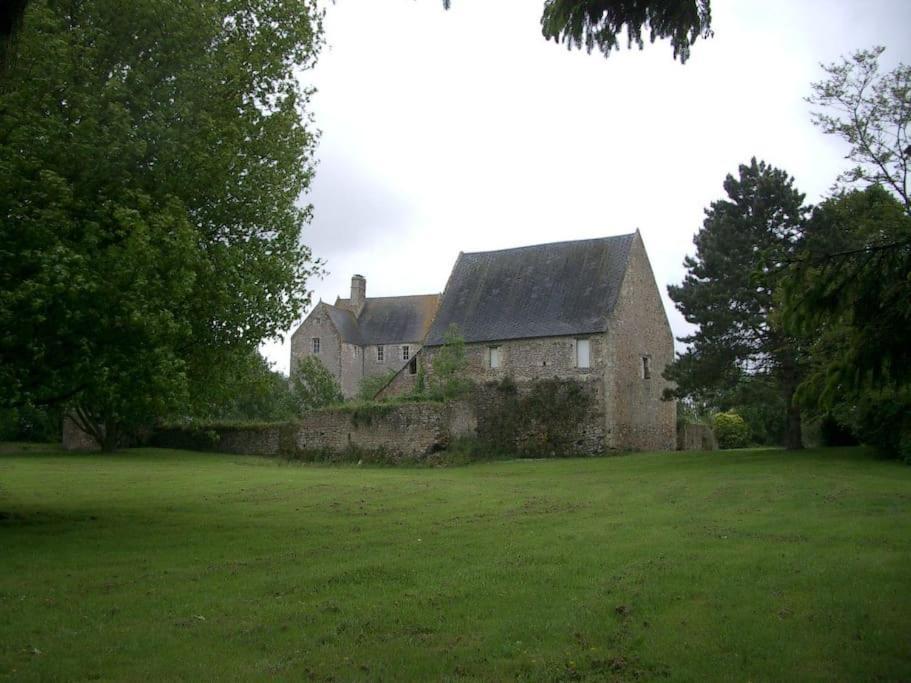 Le Chateau De Neuilly La Foret Villa Isigny-sur-Mer Eksteriør bilde